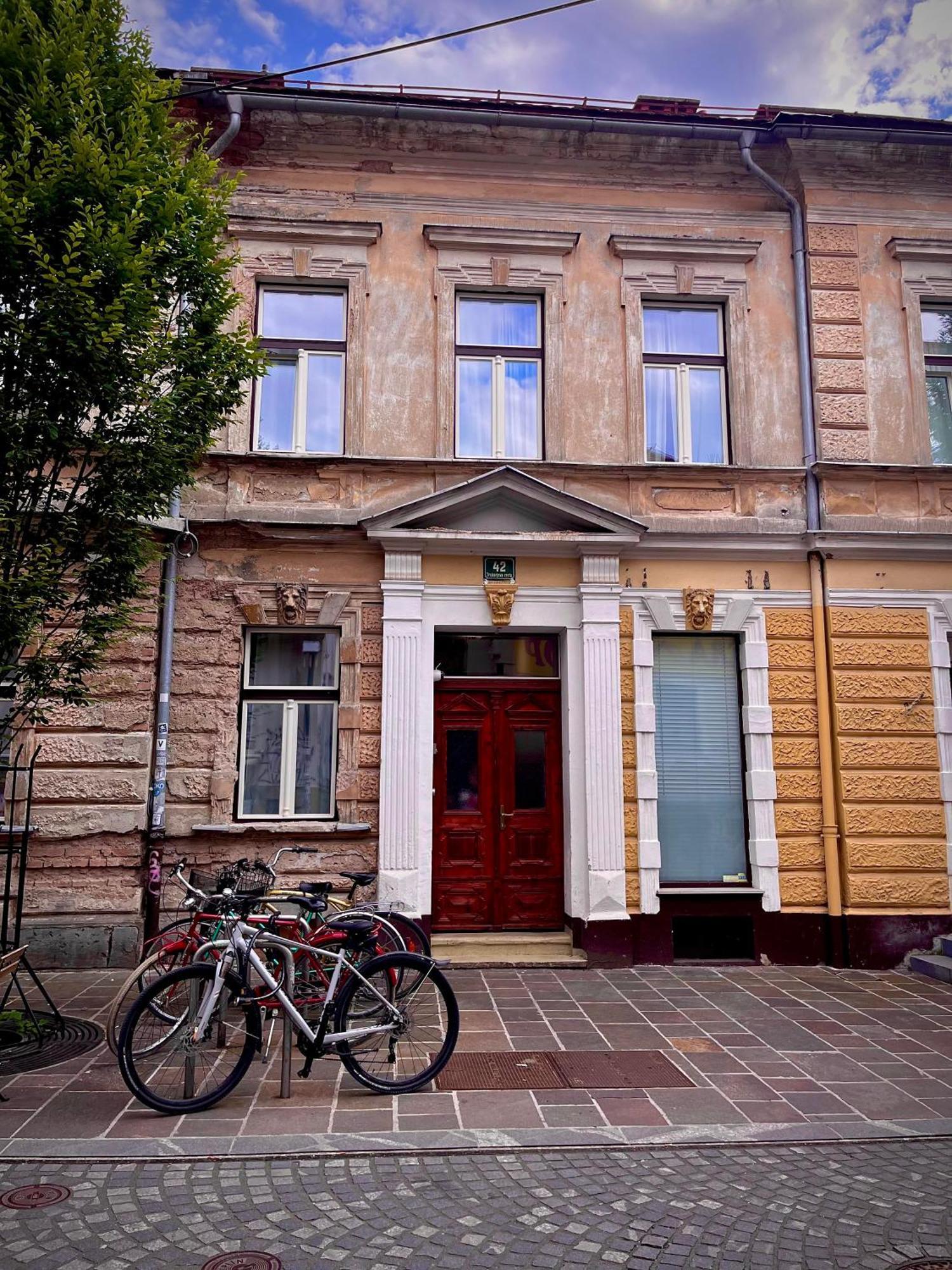 Cozy Apartments Ljubljana Exteriör bild